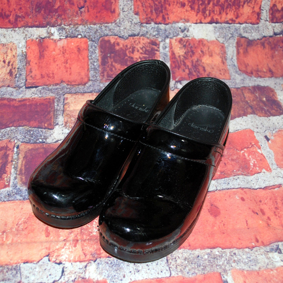 dansko size 39 equivalent